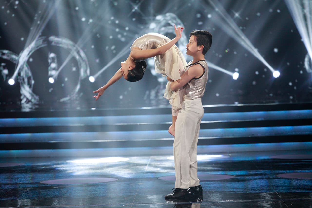 El punto extra fue para Sara y Yamil, de los sacachispas.