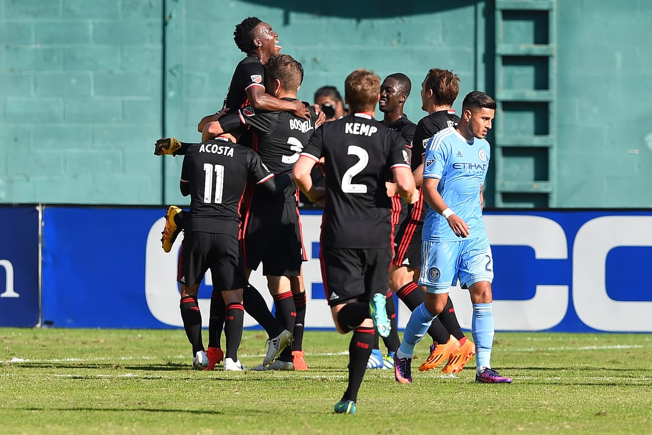 Oct 16, 2016; Washington, DC, USA; D.C. United midfielder Lloyd Sam (8) celebrates with teammates after scoring a goal during the first half against the New York City FC at Robert F. Kennedy Memorial. Mandatory Credit: Tommy Gilligan-USA TODAY Sports