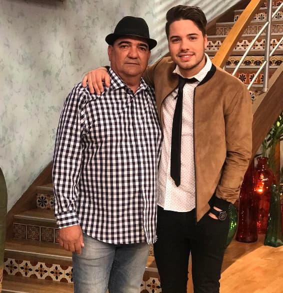 Para William este momento fue muy especial, el día que su padre visitó Despierta América.