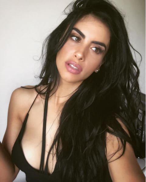 Pero a la colombiana no le importan las críticas, pues compartió esta foto con el siguiente mensaje: "Whatever. Siempre adelante a pesar de lo que sea. Esa es la actitud mi gente linda. Que nada ni nadie los detenga".