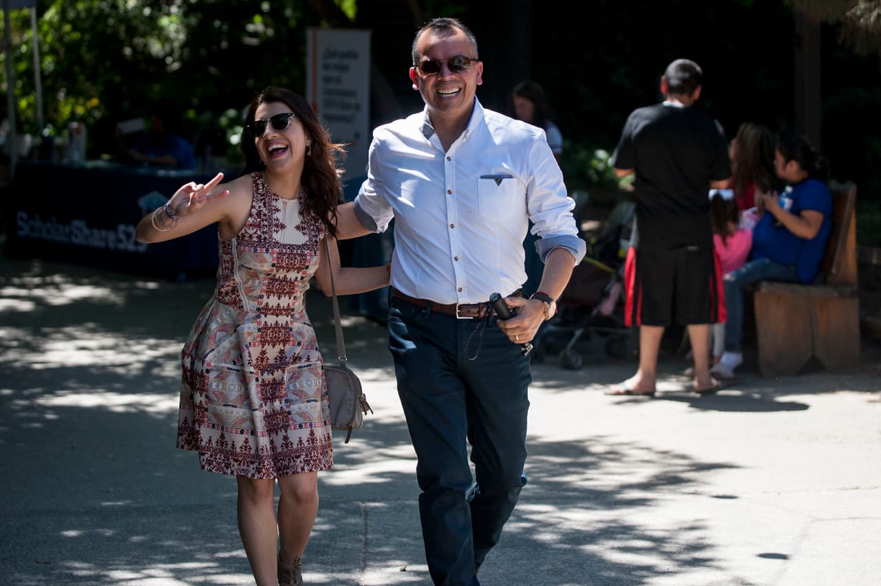 Un bello dia fue perfecto para las familias desde Bakersfield a Modesto.