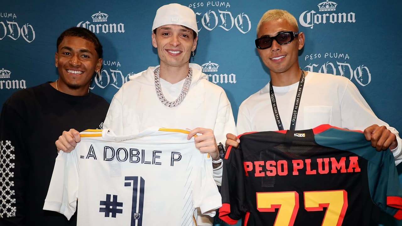 ¿Colaboración especial? Peso Pluma y el LA Galaxy desatan todo en reunión