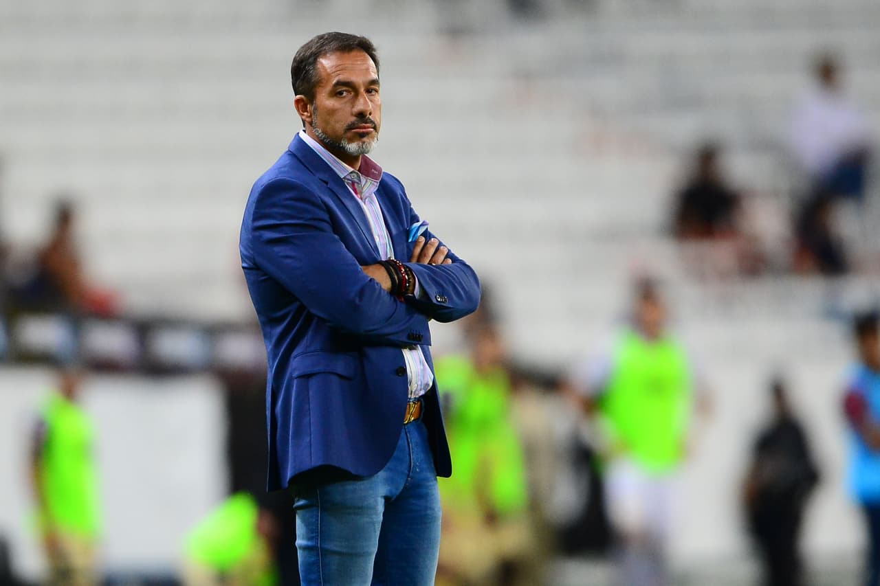 Gustavo Matosas dejó de ser DT de Atlas