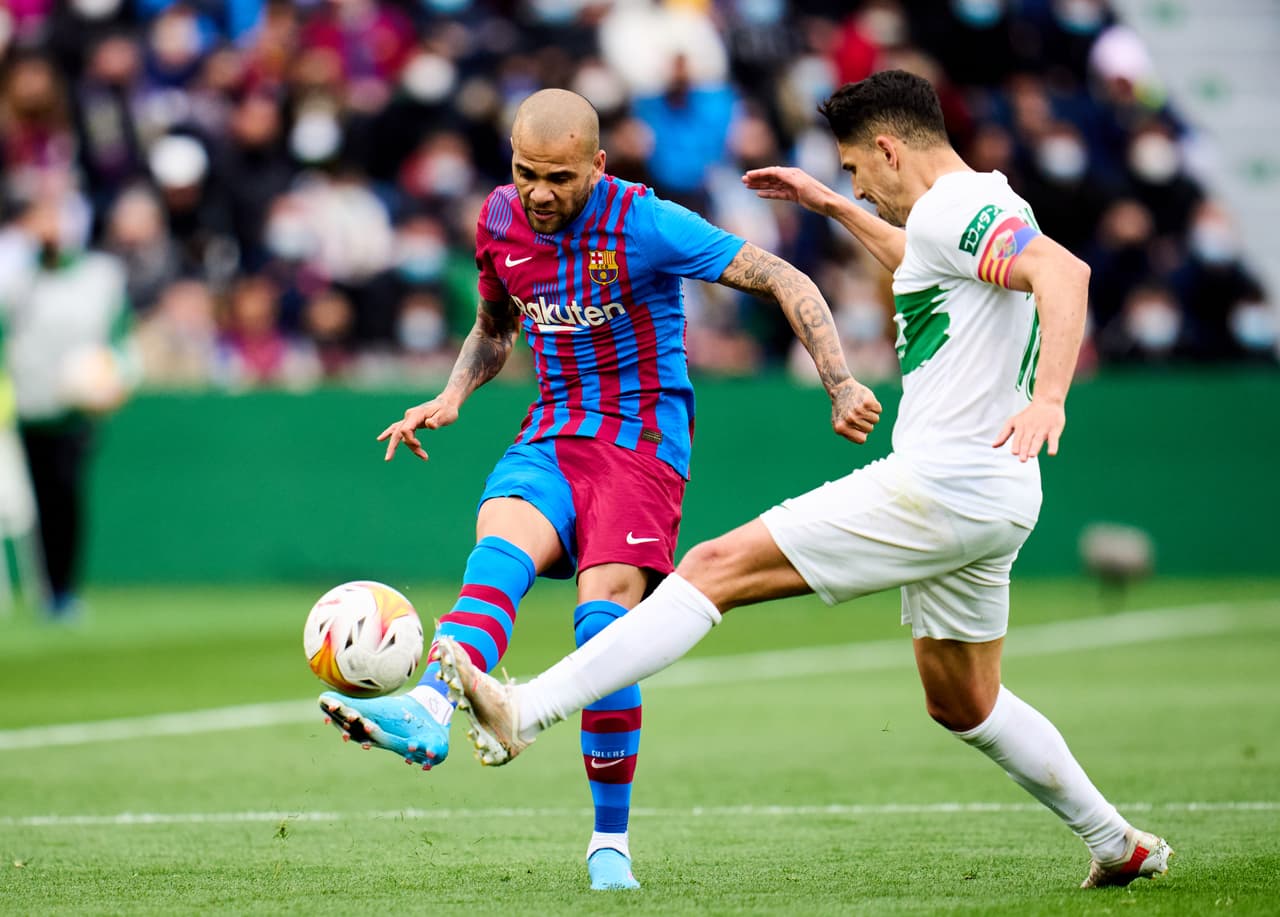 Gran remontada del Barcelona de visitante ante el Elche de cara a su eliminatoria en la Europa League
