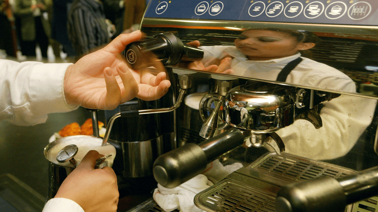 Para hacer un flat white es necesario un vaporizador.