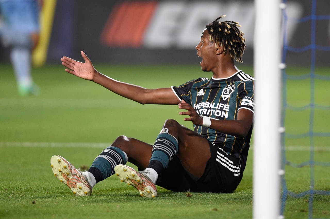 LA Galaxy contó con muchas ocasiones de gol en el primer tiempo.
<br>