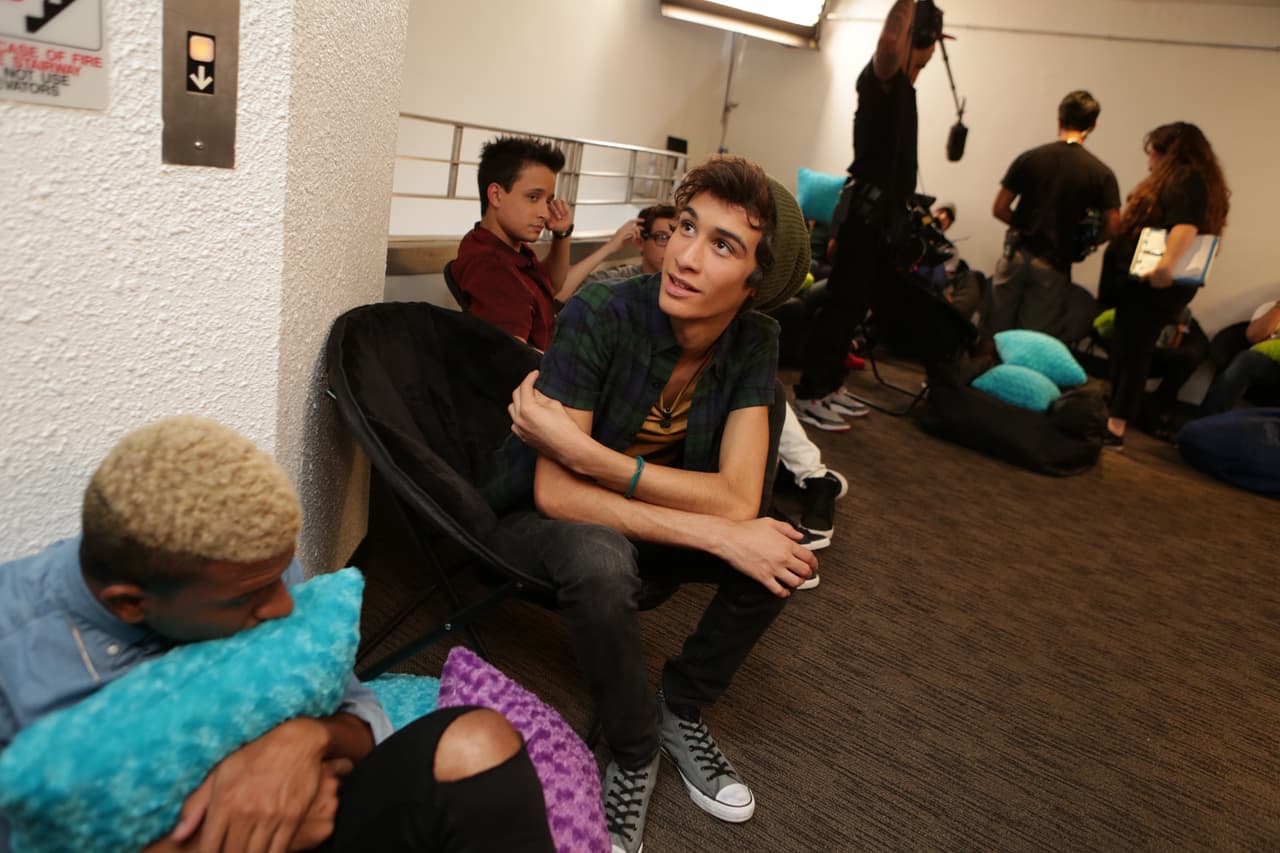 La presentación de los videos nos tuvo en el filo de las sillas. Ahora sit back, relax y mira todo lo que no salió en televisión.