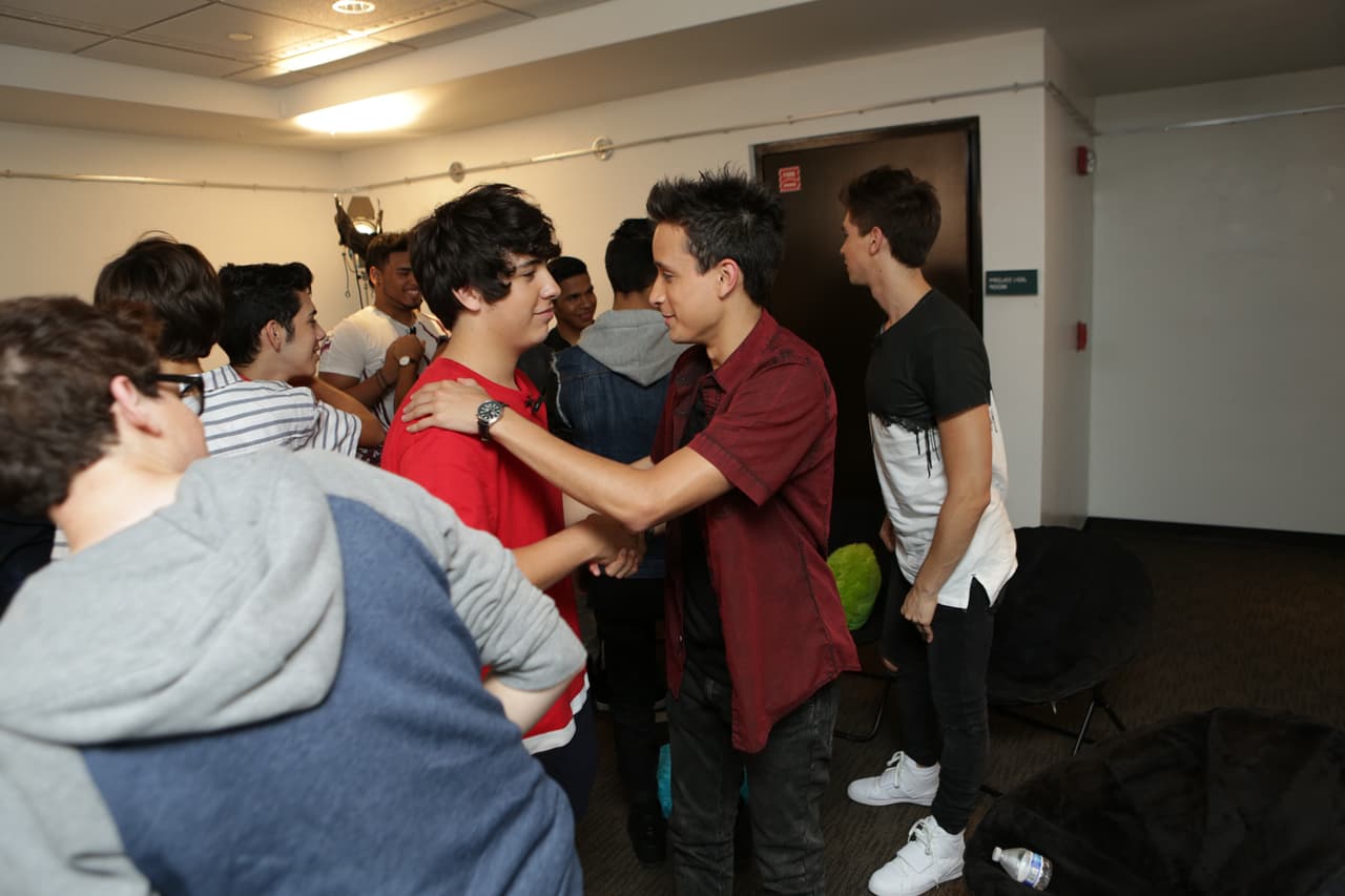 La presentación de los videos nos tuvo en el filo de las sillas. Ahora sit back, relax y mira todo lo que no salió en televisión.