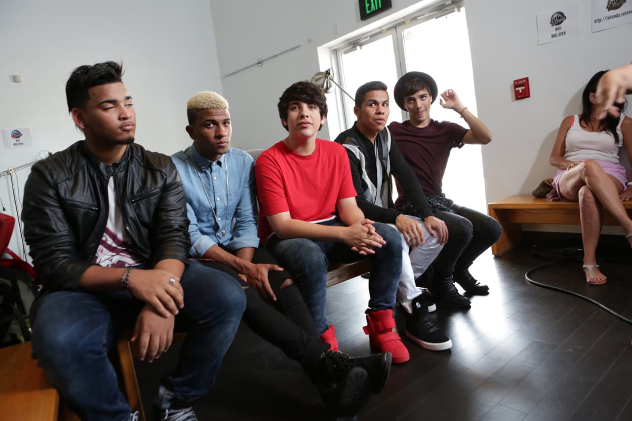 La presentación de los videos nos tuvo en el filo de las sillas. Ahora sit back, relax y mira todo lo que no salió en televisión.