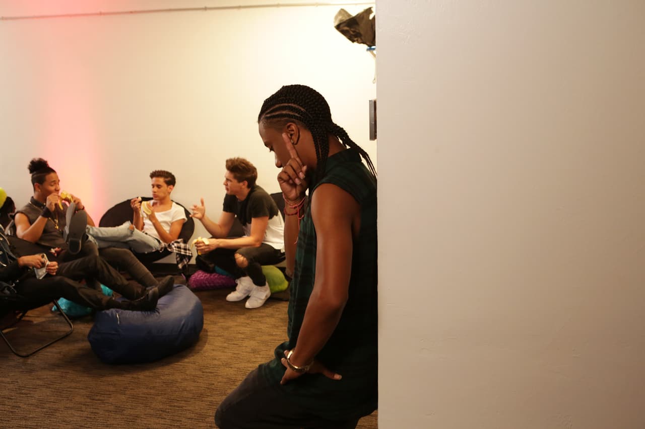 La presentación de los videos nos tuvo en el filo de las sillas. Ahora sit back, relax y mira todo lo que no salió en televisión.