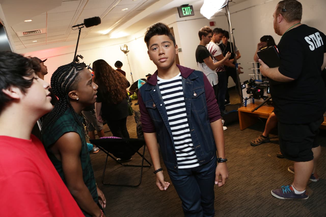 La presentación de los videos nos tuvo en el filo de las sillas. Ahora sit back, relax y mira todo lo que no salió en televisión.