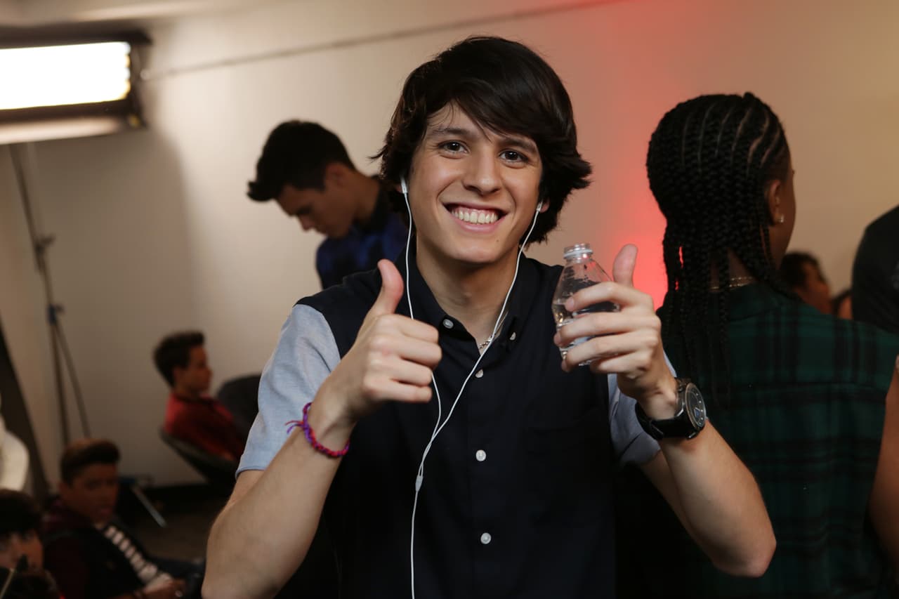 La presentación de los videos nos tuvo en el filo de las sillas. Ahora sit back, relax y mira todo lo que no salió en televisión.