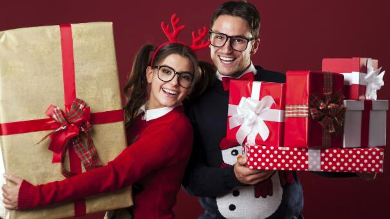 ¿Poco dinero para regalos navideños? Tips para que tu presente parezca más caro de lo que es
