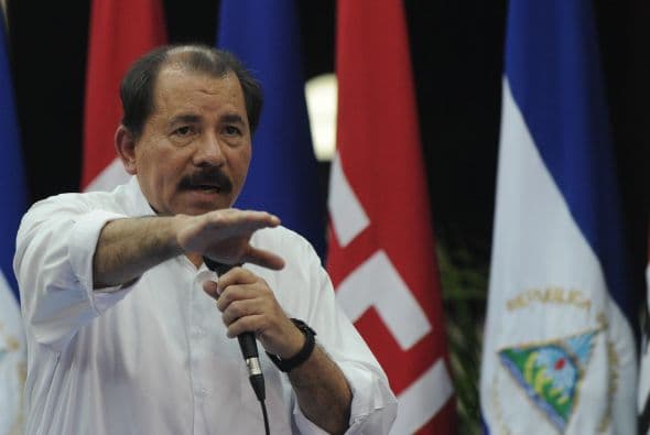 Enero 10- En un acto llevado a cabo en la Plaza de la Revolución de Managua, Daniel Ortega jura por tercera vez como presidente de Nicaragua y segundo mandato consecutivo.