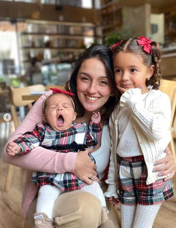 Actualmente, ella está casada con Nicolás Jiménez y tienen dos hijas: Federica y Agustina.
<br>