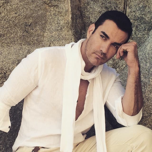 Como Ramiro ha demostrado que los príncipes azules sí existen. Su amor con Ana Laura es único.