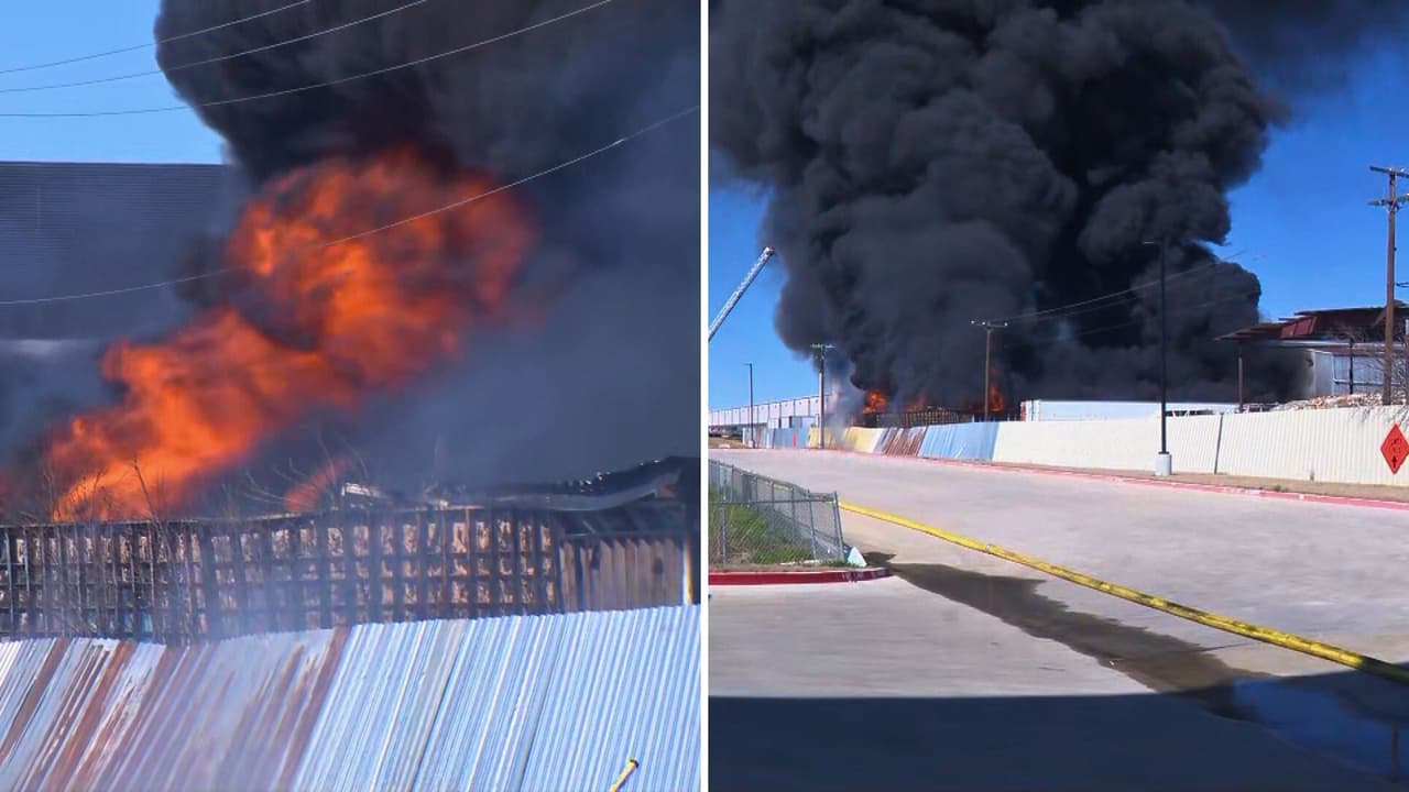 Columna de humo negro invade el cielo de Dallas tras incendio en planta recicladora