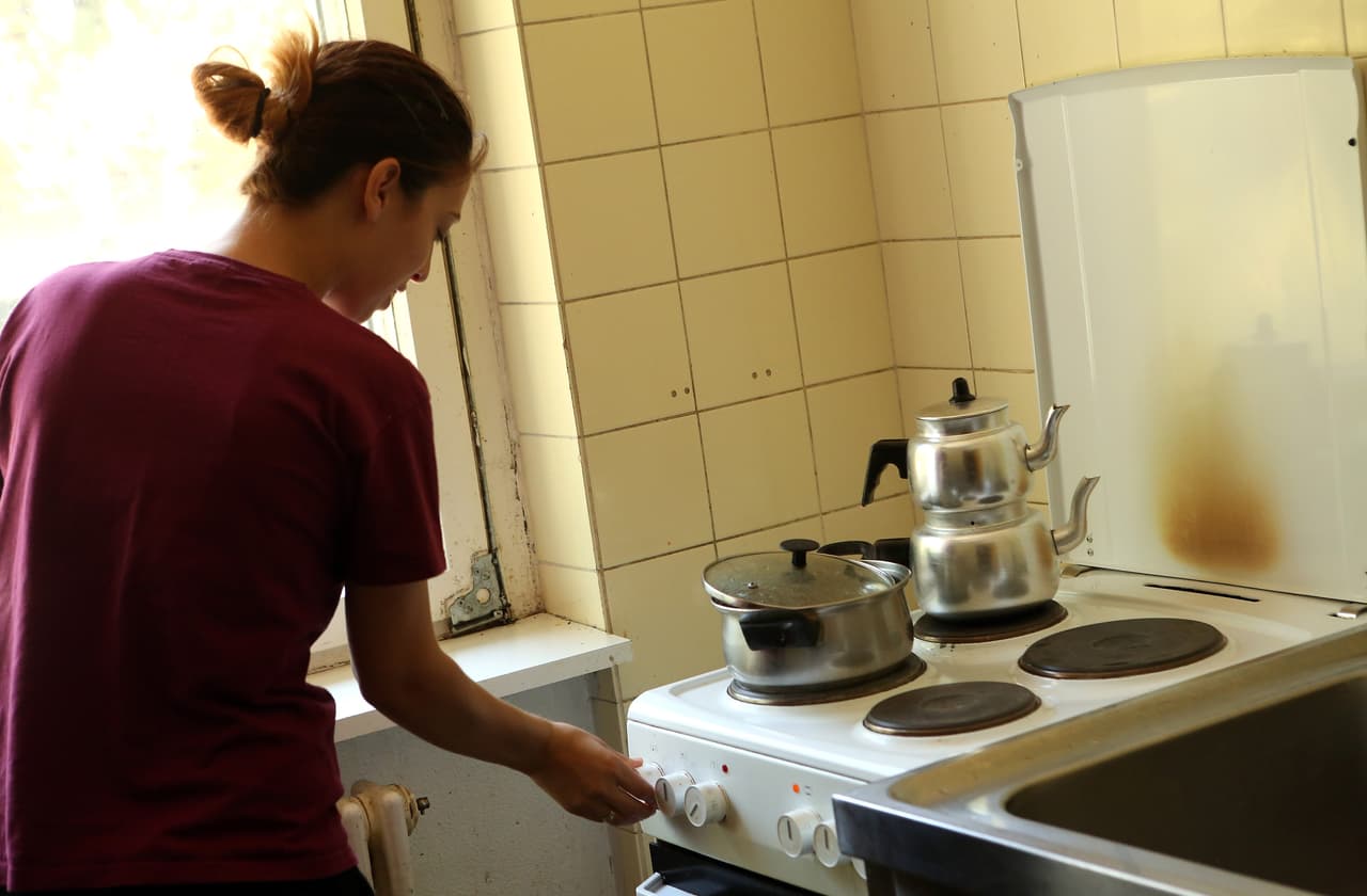 <b>Llame al 211:</b> La línea telefónica 211 también ofrece asistencia en rubros como vivienda, alimentación, facturas, entre otros; para acceder puede llamar al 211 desde su teléfono o visitar el 
<a href="https://www.211.org/" target="_blank">portal web.</a>