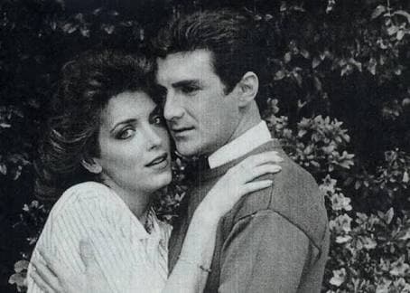 Disfrazada de secuela de 'Los años felices', esta segunda versión de 'Viviana' fue el primer estelar de Laura Flores y Manuel Saval, aunque no tuvo tanto éxito como la original y se mezcló con otras tramas por lo que resultó un poco confusa, aunque Laura Flores demostró tener madera de estrella.