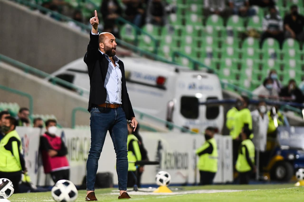 Méndez modificó pero no logró que llegara el gol del San Luis.