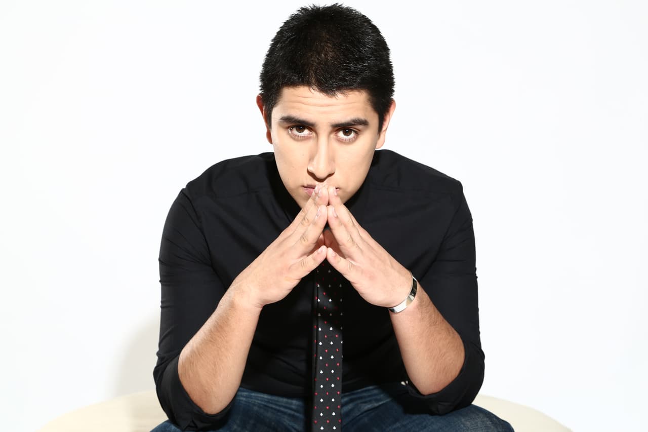 El joven cantautor Julián Mercado llegará a los micrófonos de la Feria Cultural Latinoamericana para deleitar a sus seguidores con 'Ni se te Ocurra'.