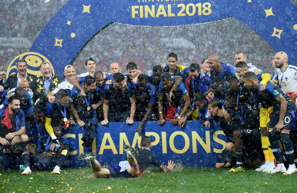 Los franceses fueron claros ganadores de forma invicta con saldo de seis victorias y un empate, 14 goles a favor y seis en contra.