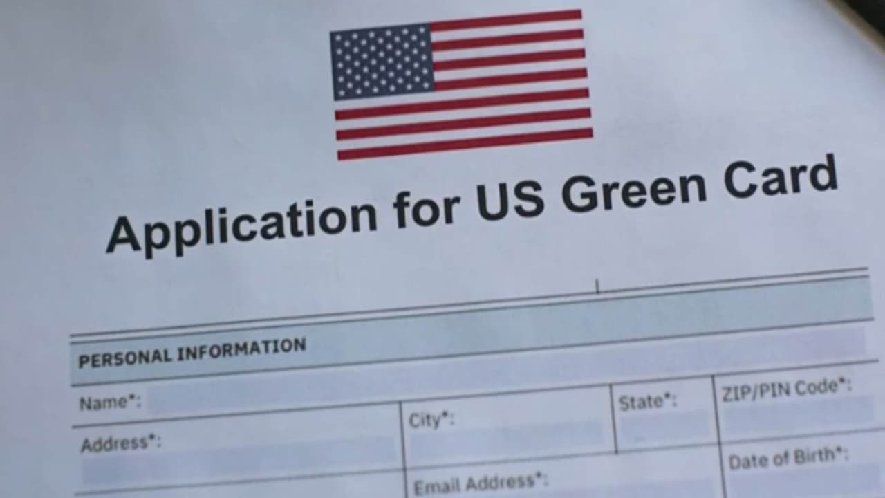 Hablemos de Inmigración | ¿USCIS contratará nuevos agentes para detectar fraude en trámites migratorios?