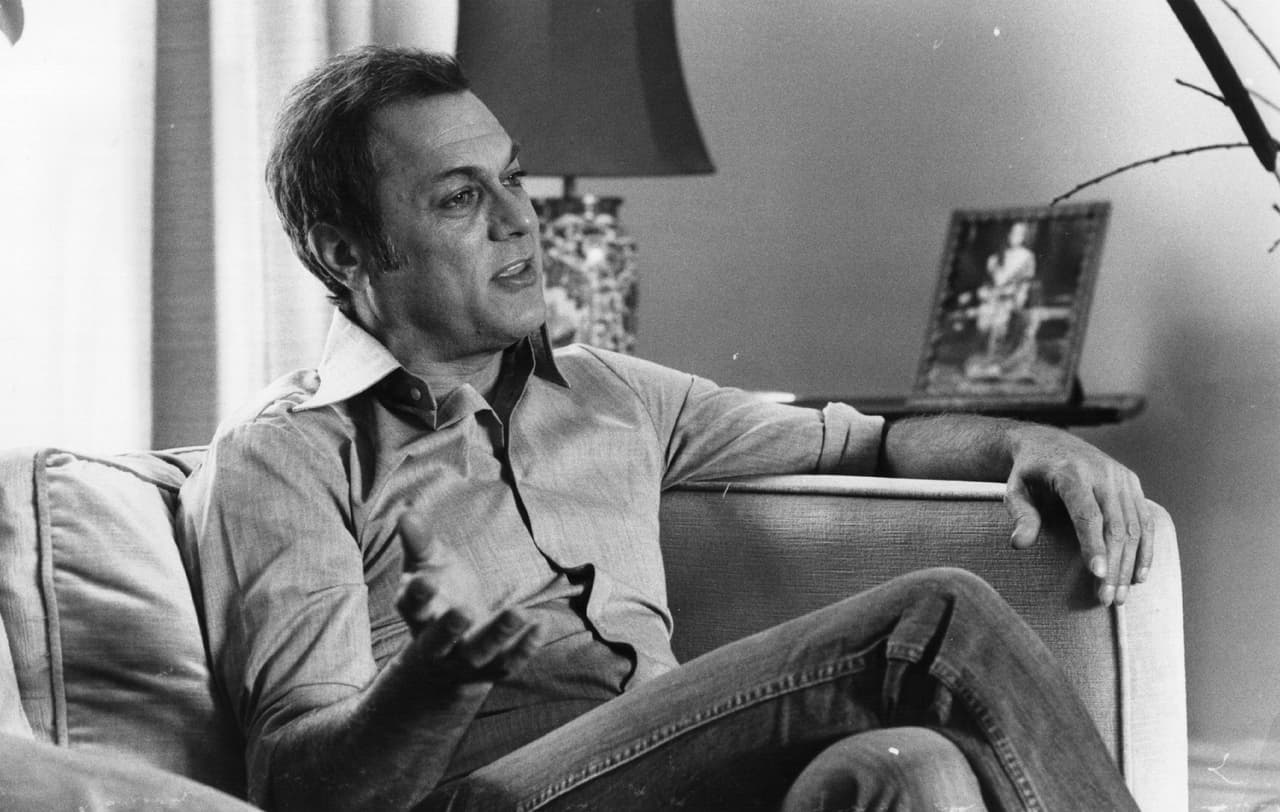 <b>Tony y Jamie Lee Curtis </b>
<br>La protagonista de ‘Freaky Friday’ es hija de
<b>Tony Curtis</b>, un actor que durante la década de los 60 participó en innumerables proyectos cinematográficos.