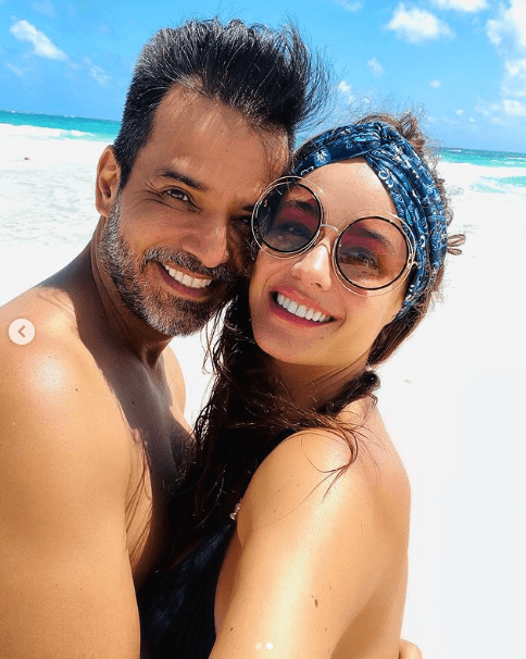 En una entrevista para ‘Llegó la noche’ en 2017, la pareja contó cómo se conocieron y Ana Lucía narró que “desde que estaba en el colegio” estaba encantada por su ahora esposo.