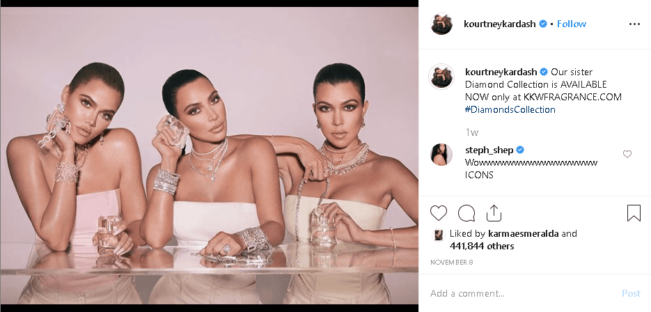 Las imágenes en sus redes sociales corresponden a la campaña publicitaria de la línea de fragancias KKW, creada por la propia celebridad junto a sus hermanas Kourtney y Khloé Kardashian.