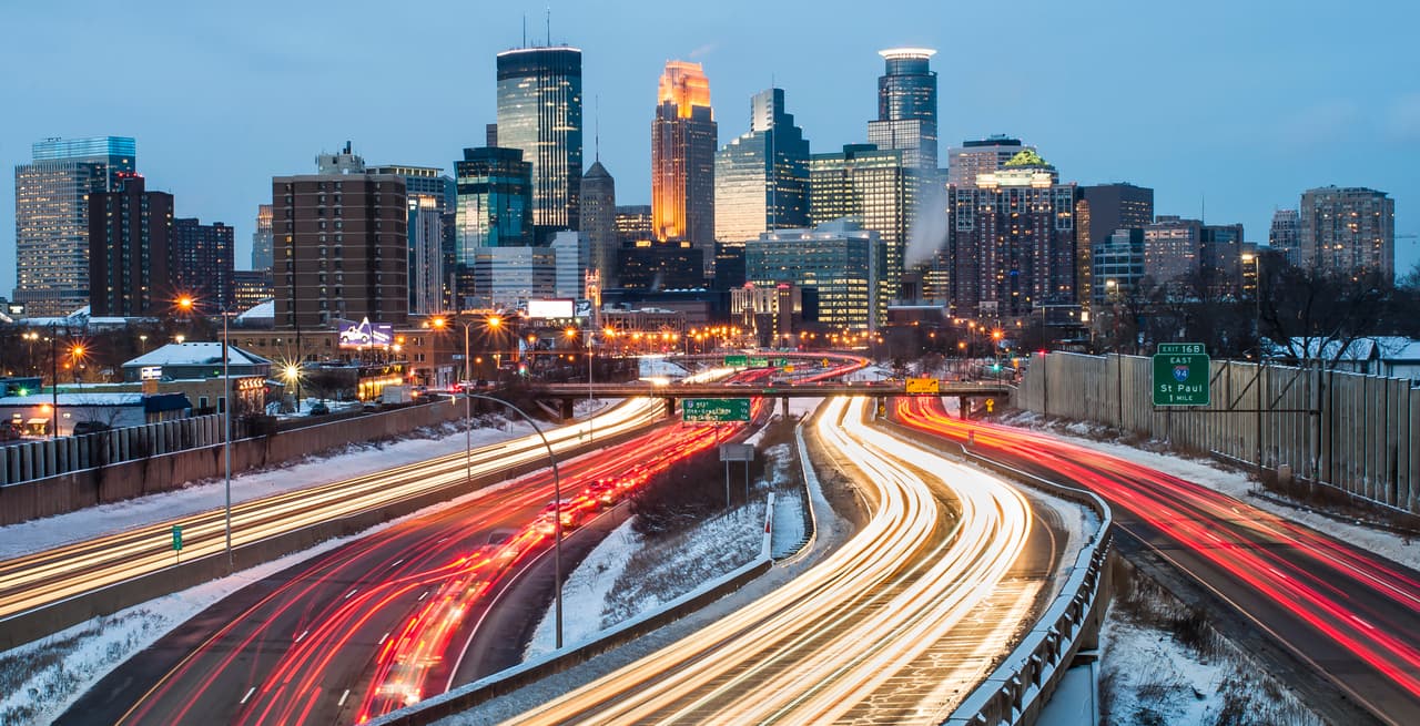 <b>Puesto 11. Minneapolis, Minnesota</b>
<br>
<br>Cantidad de lugares ‘trending’: 138.7 por cada 100.000 habitantes.
<br>
<br>Población: 420,324 habitantes.
<br>
<br>Ingreso familiar promedio: 62,583 dólares al año.
<br>