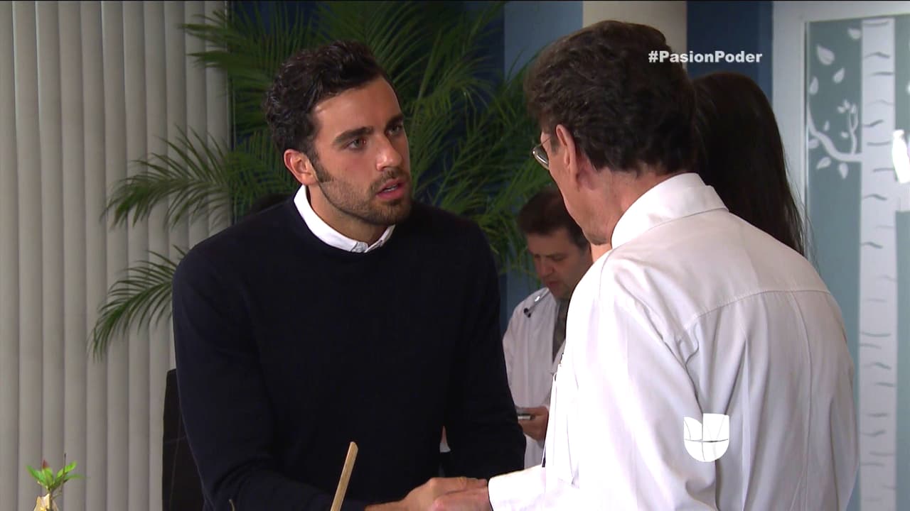 Y está muy delicada de salud.