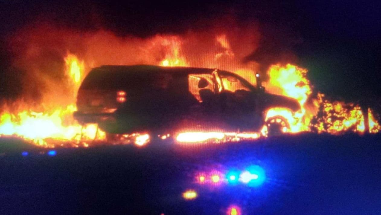 El vehículo no cedió el paso a los agentes de la estación Brian A. Terry y terminó en llamas después de que el comportamiento imprudente del conductor provocara un accidente.