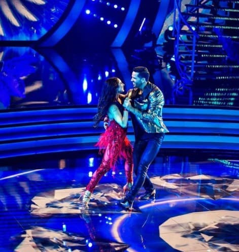 La entrega del venezolano dejó sorprendidos a los jueces, por lo que fue el gran triunfador de la noche.