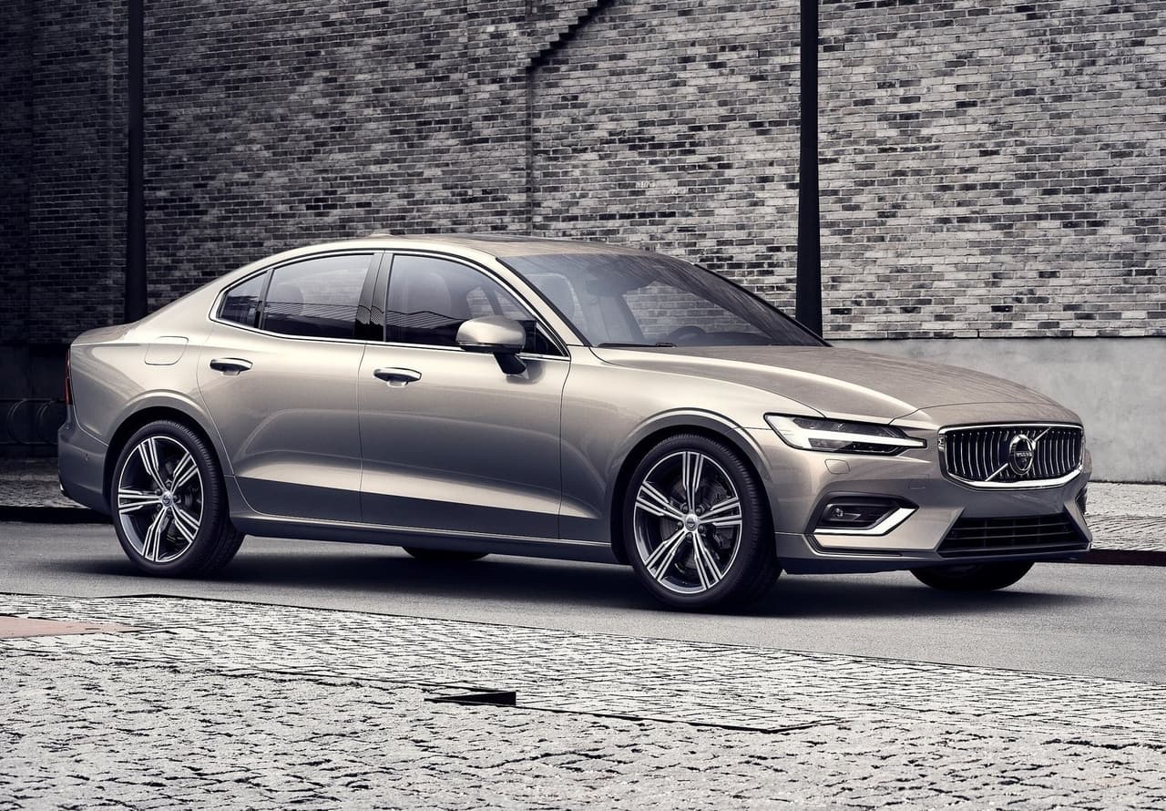<h3 class="cms-H3-H3"><b>4. Volvo S60</b></h3>
<br>
<br>
<b>Precio promedio tras 3 años de uso: </b>$19,702
<br>
<b>Depreciación promedio tras 3 años de uso:</b> 53.2%
<br>
<b>Diferencia de precio con modelo nuevo:</b> $22,405
