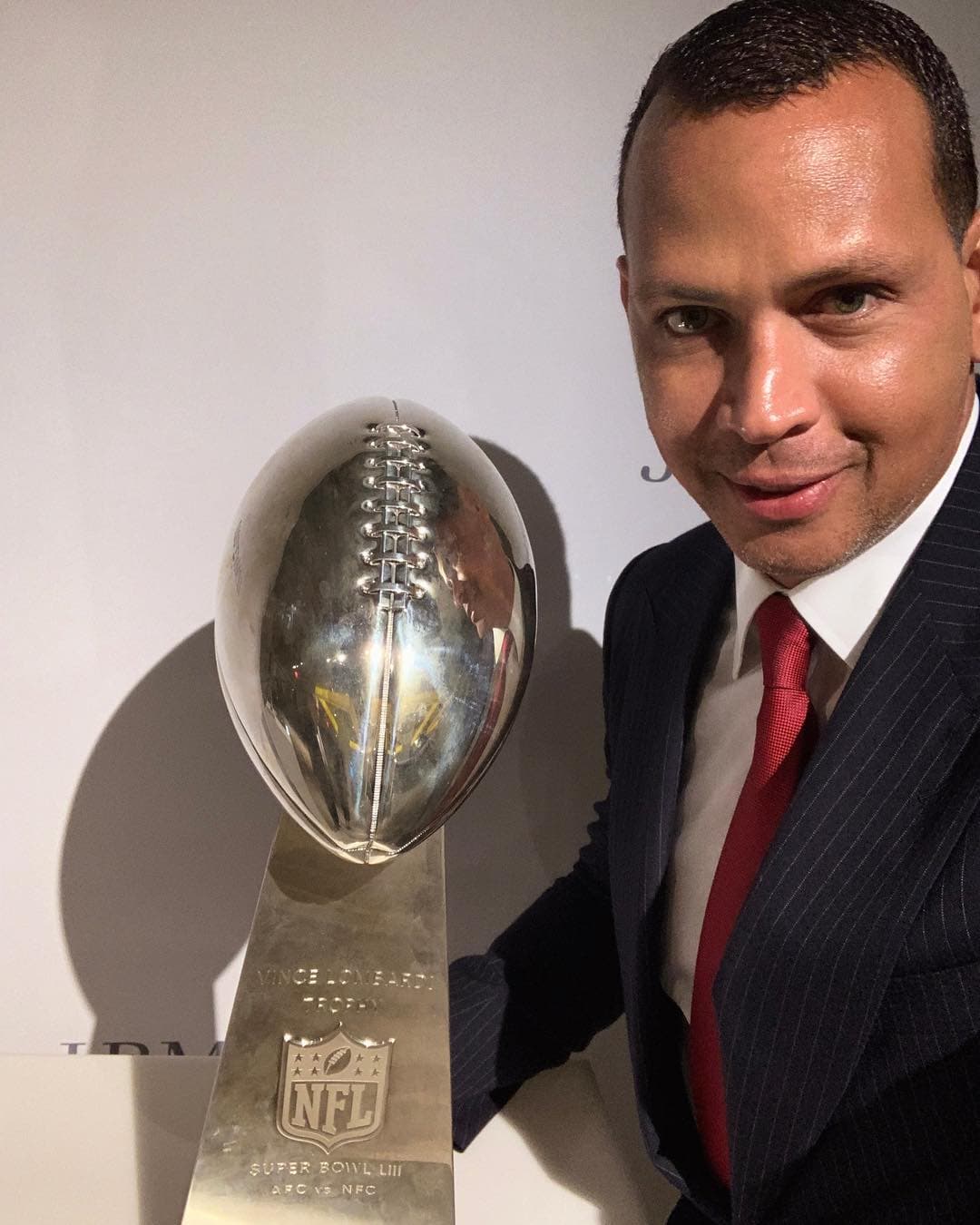 TMZ dijo que el caso fue catalogado de "alta prioridad" por la policía y los investigadores habrían trabajado tiempo extra en la noche para recabar pruebas.