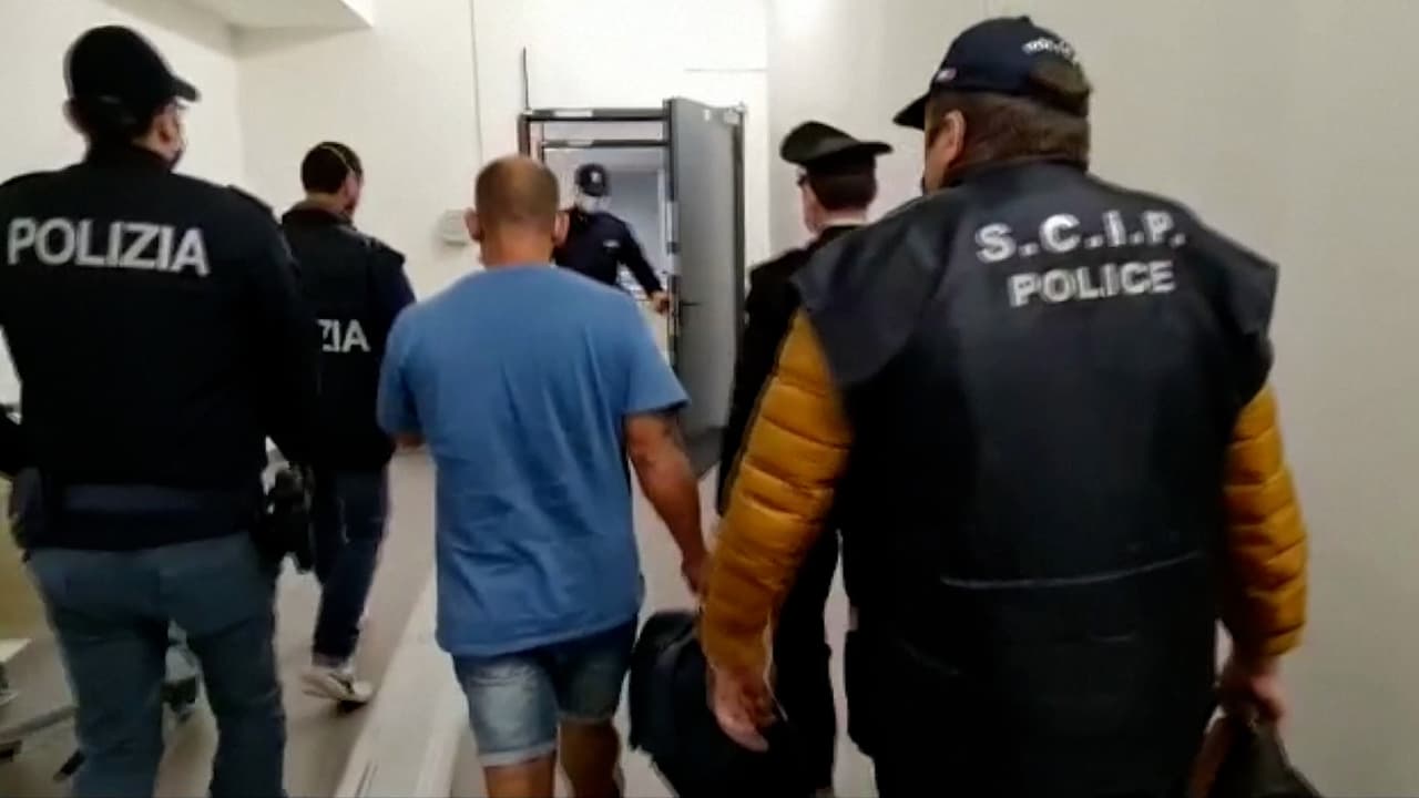 Mafioso, fugitivo y cocinero: sus videos de comida italiana llevaron a la policía hasta su paradisíaco escondite en el Caribe