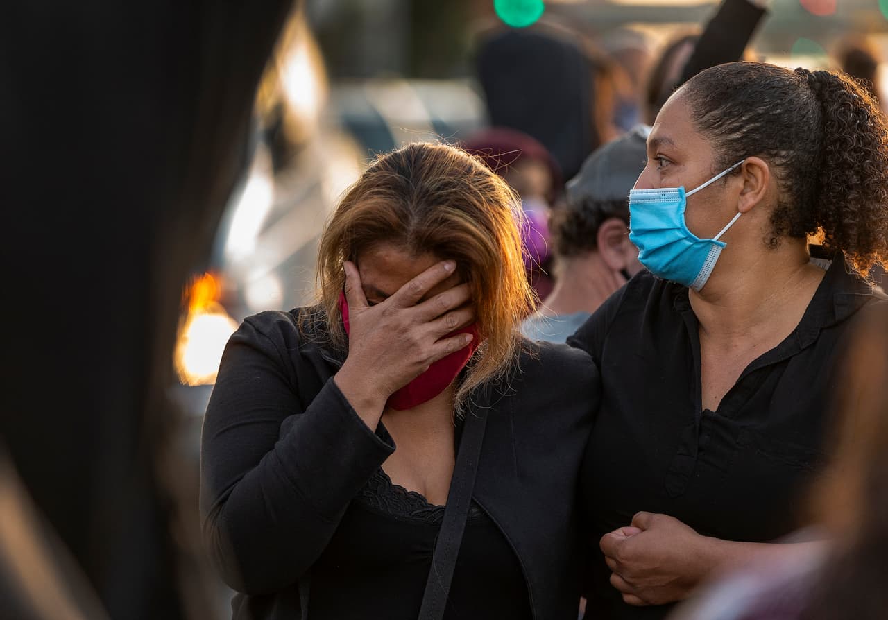 La familia pide una investigación idependiente por parte de la Fiscalía de California porque no confían en una investigación del departamento del alguacil.