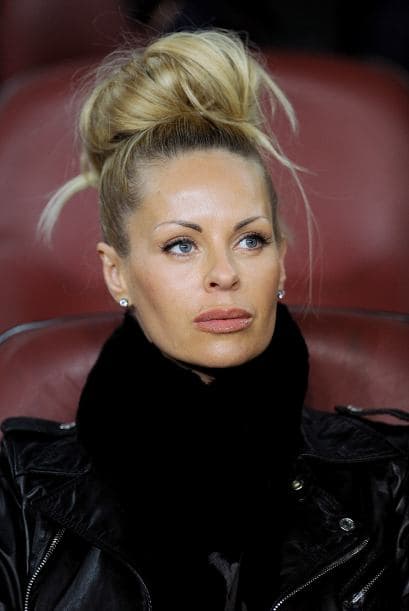 Helena Seger es una hermosa mujer que es gerente de marketing de la empresas 'Swatch' y 'FlyMe'. Ella es la pareja del delantero Zlatan Ibrahimović y tiene dos hijos con él.