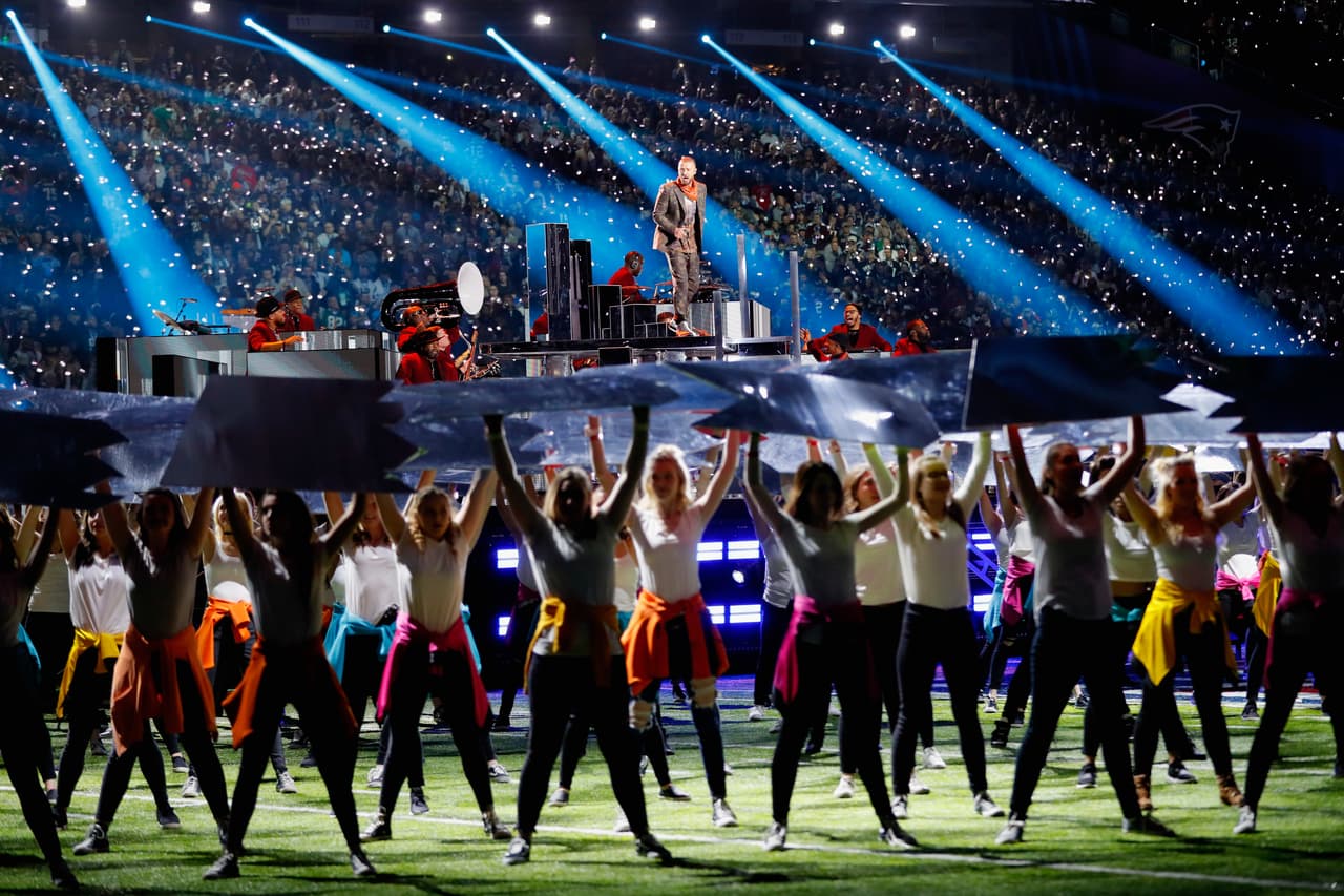 MINNEAPOLIS, MN - FEBRUARY 04: Performers take part in the Justin Timberlake Pepsi Super Bowl LII Halftime Show at U.S. Bank Stadium on February 4, 2018 in Minneapolis, Minnesota. (Photo by Kevin C. Cox/Getty Images)