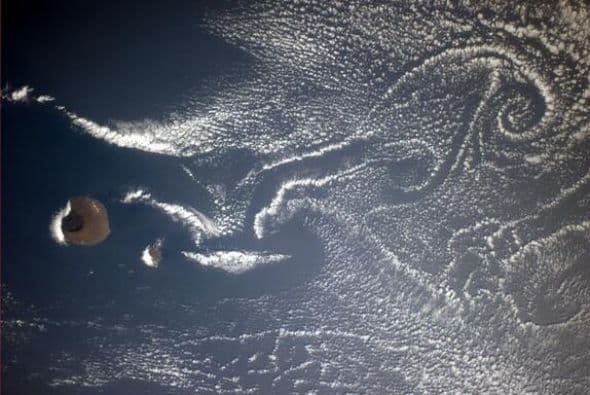 Los volcanes crean vistas artísticas. Fotos: @astro_reid