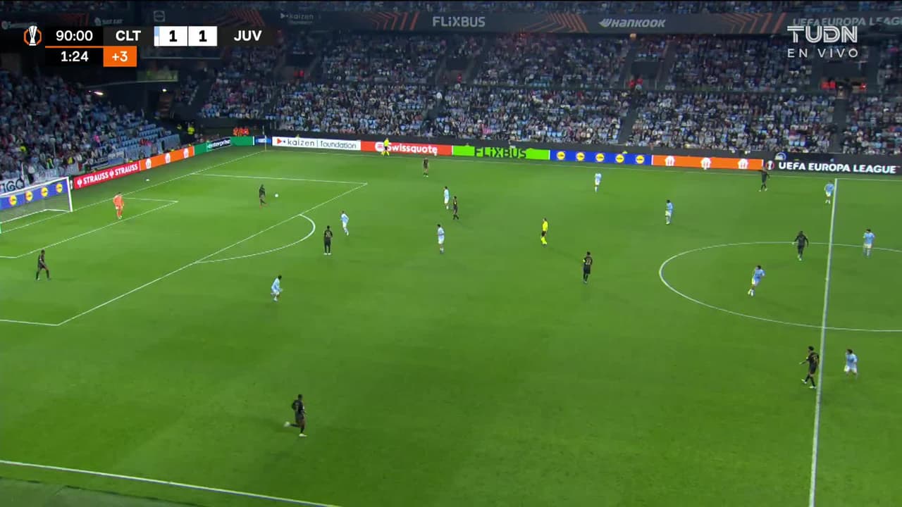 ¡GOL!  anota para Juventus. Randal Kolo Muani