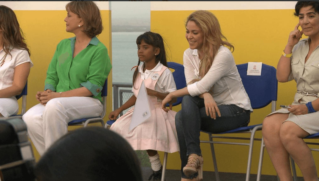 En 2011 el Presidente Barack Obama, la nombró Miembro de la Comisión Asesora Presidencial para la Excelencia Educativa para los Hispanos.