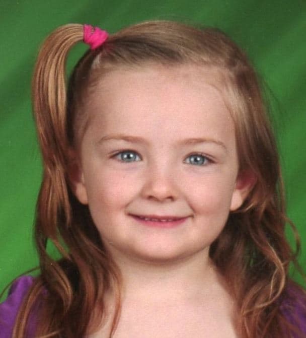 Hace 2 años, un incendio provocó la muerte de sus padres y sus hermanos.