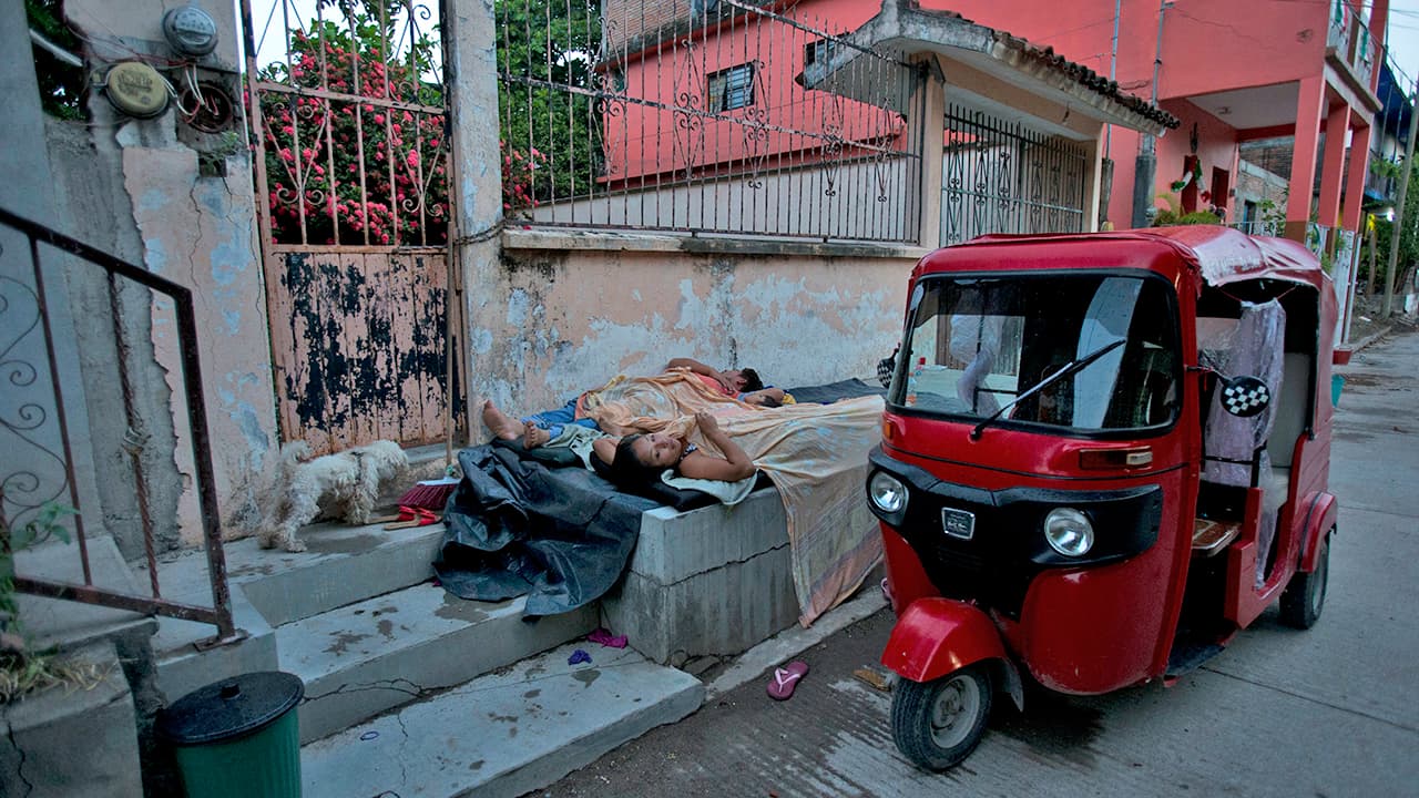 Mototaxis, el transporte que mantiene la movilidad en Juchitán tras el terremoto