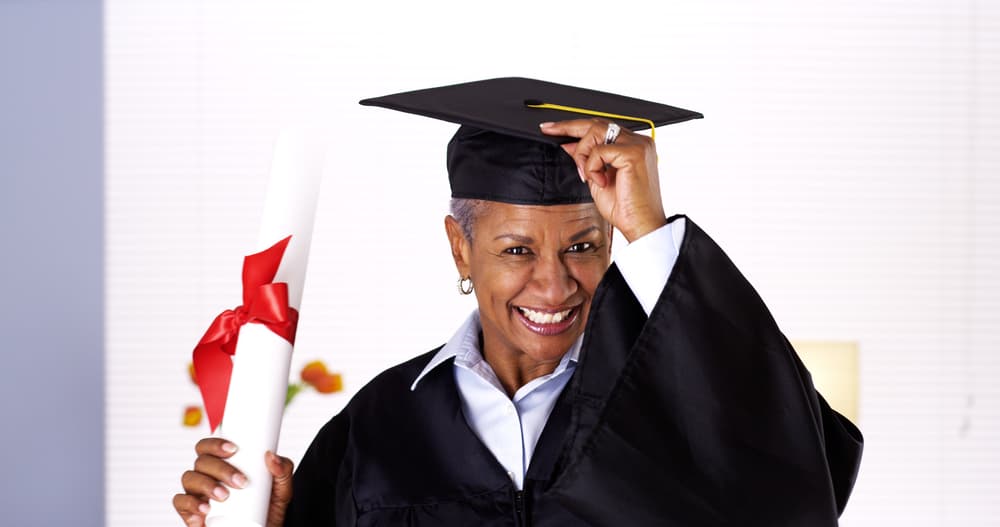 En este Mes de la Oveja se acentúa tu grado de compatibilidad amorosa con el
<b>Caballo</b>
<br>
<b>Oportunidades que debes aprovechar este mes: </b>la facilidad de iniciar algún tipo de estudio nuevo, ya bien sea una tecnología, profesión o idioma pues lo que ahora hagas en ese sentido está muy bien auspiciado.
<br>
<b>Peligros que debes evitar:</b> pensar que "estoy muy ocupado o muy viejo o vieja" para ponerme a estudiar algo nuevo privándote así de una gran oportunidad de superación.