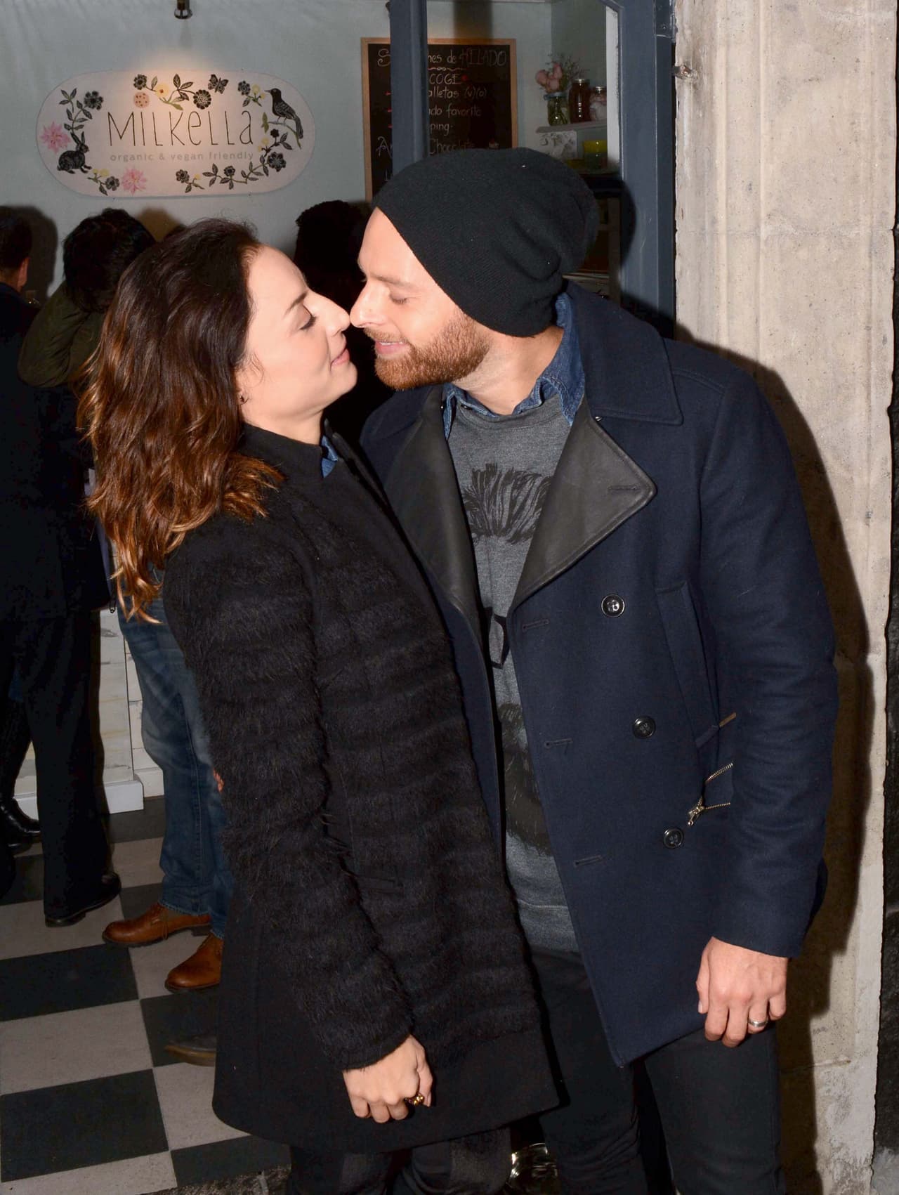 Aunque le ha costado sobreponerse a su última ruptura, ahora está consciente que no se puede "huir del dolor que estás sintiendo", por lo contrario aconseja "enfrentarlo, abrazarlo y que te ayude a crecer".