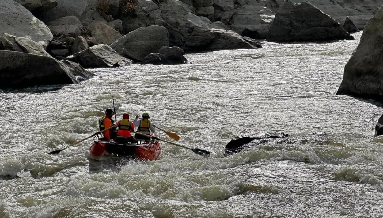 Identifican cuerpo recuperado del río Kern: mujer de origen hispano