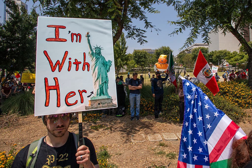 La jornada del 2 de agosto concluyó de forma pacífica, mientras las batallas contra algunas medidas de la administración Trump se mantienen en los tribunales.