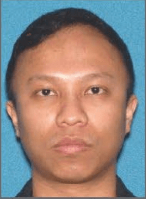 <h3 class="cms-H3-H3">Derrick J. Anannab</h3>
<br>
<br>Este asistente médico de 39 años, habitante de Holmdel, Nueva Jersey, fue 
<a href="https://www.univision.com/temas/arrestos">arrestado</a> el pasado 17 de junio,
<b> acusado de poseer y distribuir material sobre abuso sexual infantil. </b>
<br>
<br>
<br>